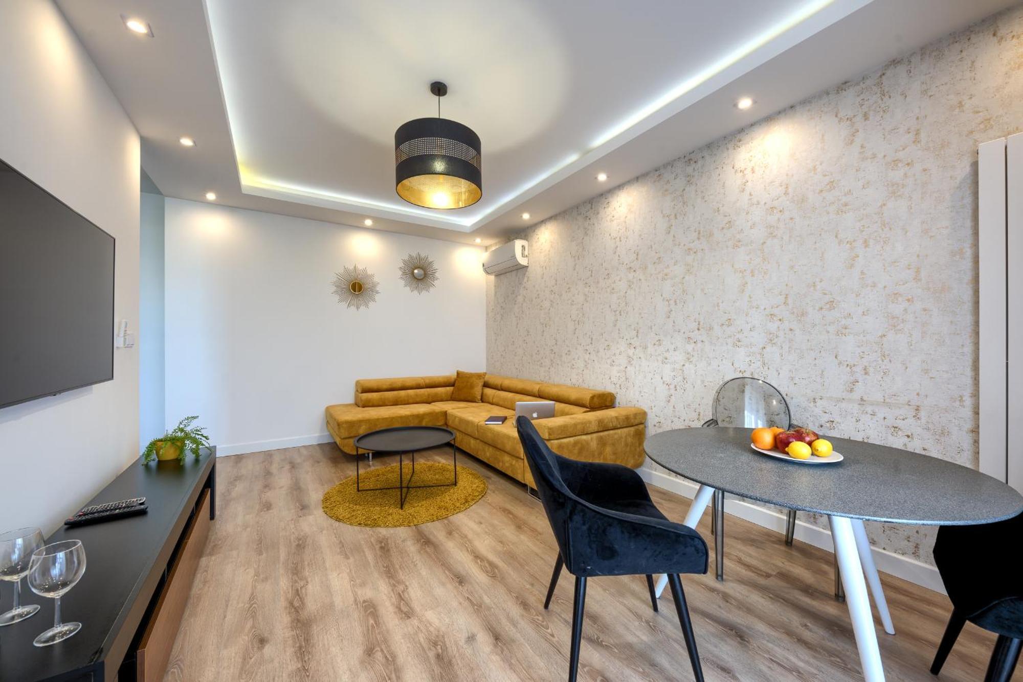 Kazou Arkadia Apartment