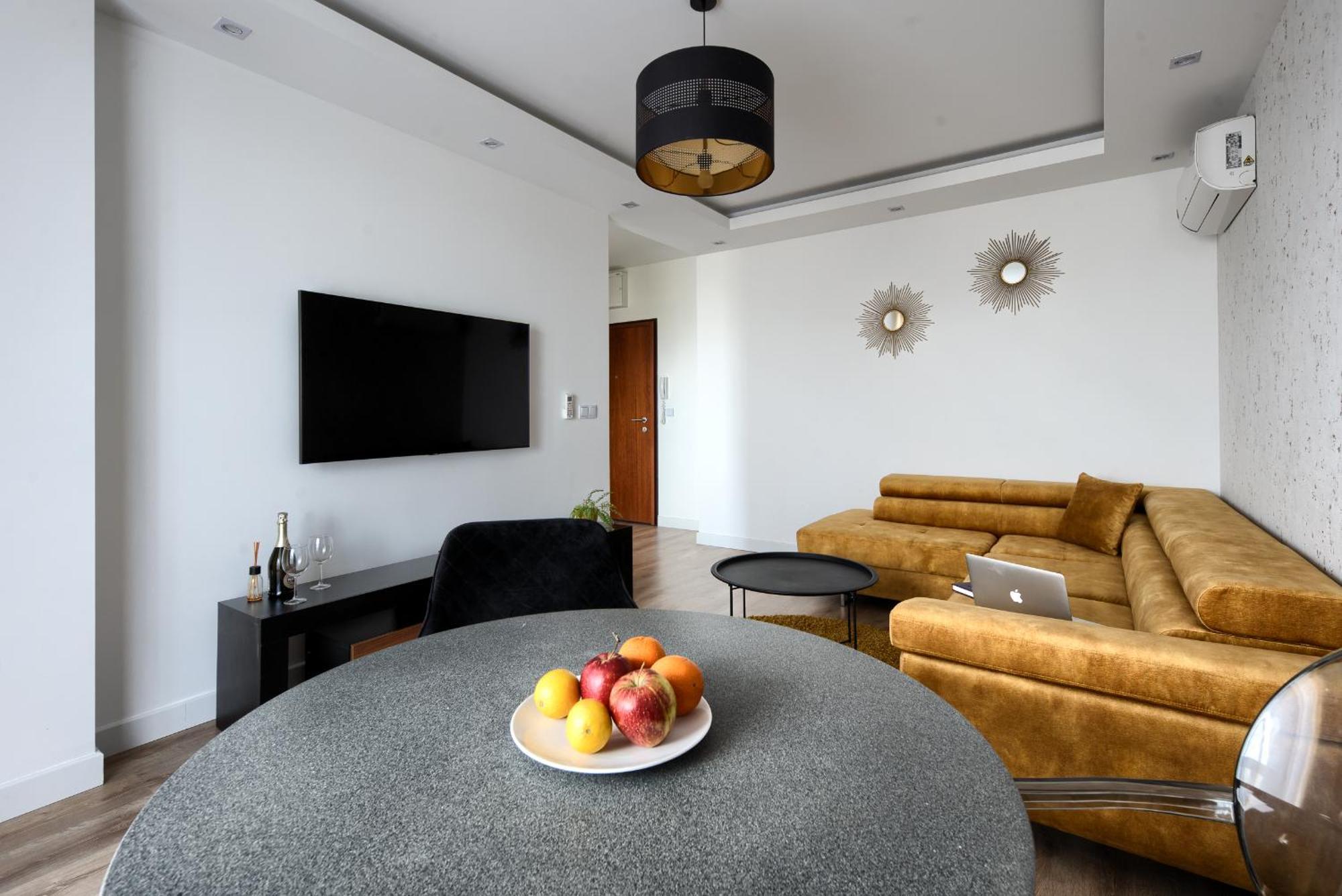 Kazou Arkadia Warsaw